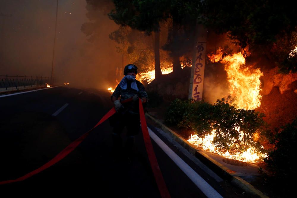 Greus incendis a Grècia