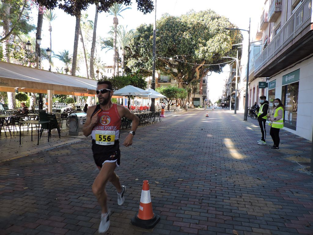 Estos todas las imágenes de la Media Maratón de Águilas