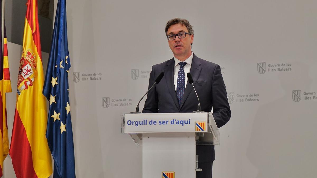 un máximo de 2.000 euros por contribuyente y 800 por vivienda un máximo de 2.000 euros por contribuyente y 800 por vivienda