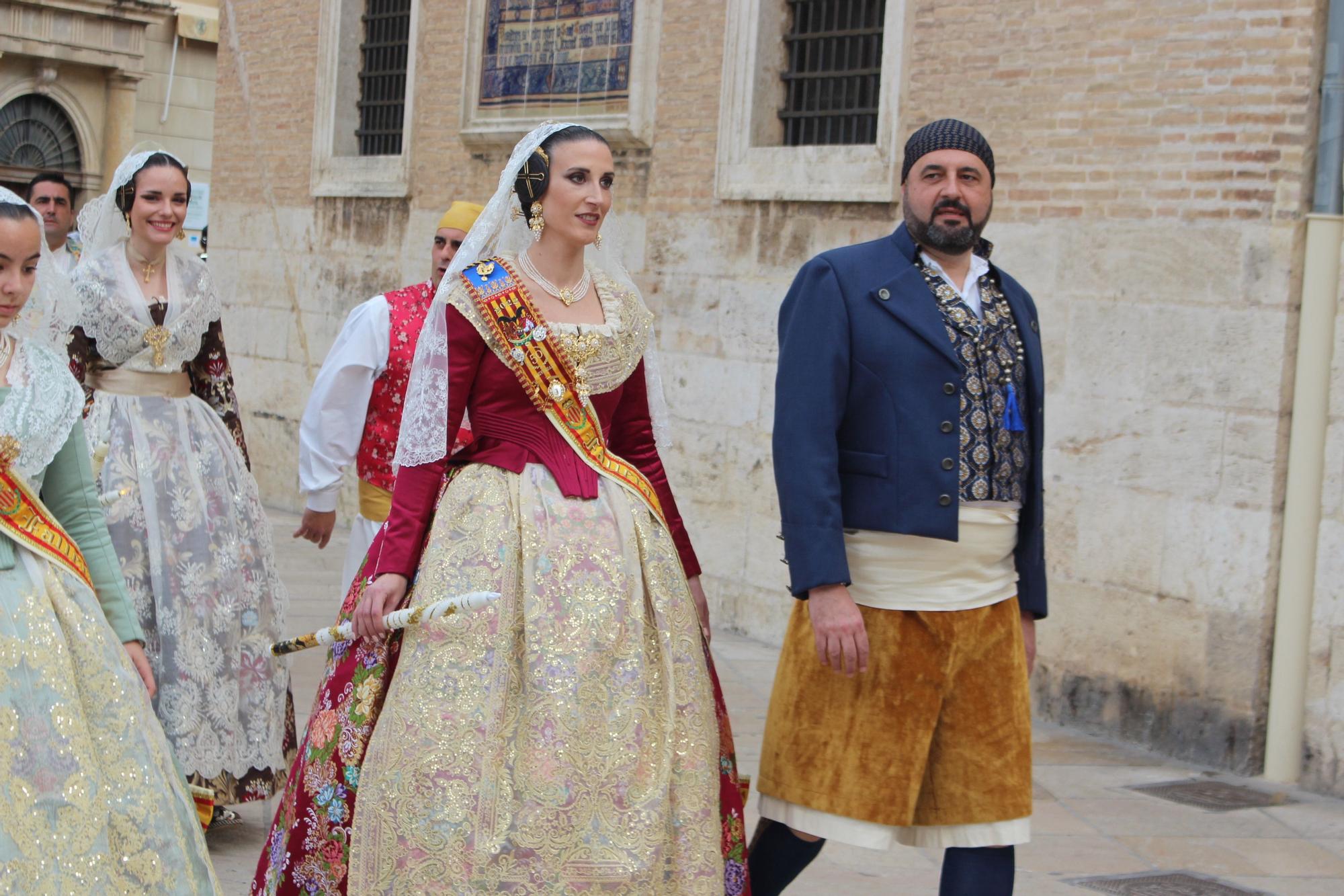 La fuerza de las Fallas en la Procesión de la Virgen (III)