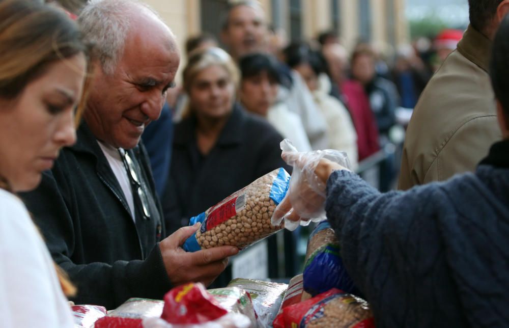 Los Ángeles Malagueños de la Noche reparten 3.000 menús