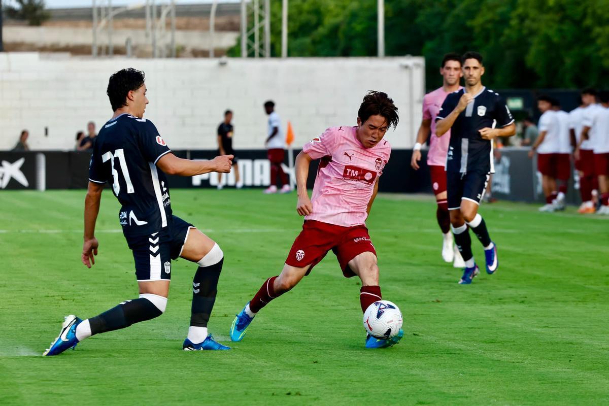 Sato durante el partido contra el Eldense