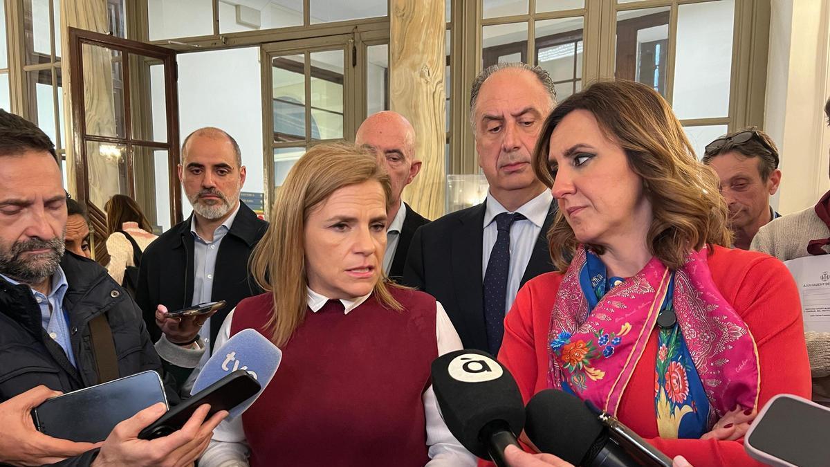 Catalá y Bernabé priorizan la seguridad y pactan trabajar en una solución definitiva para los trenes a la mascletà en 2027