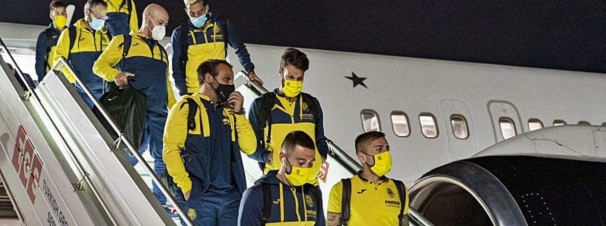 La expedición llegando a Estambul.