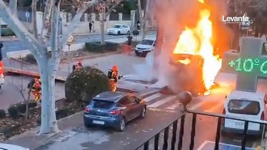 Se incendia un vehículo de limpieza en Bétera