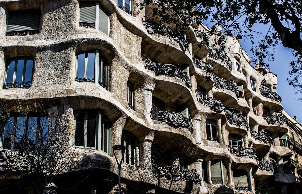 Balcones de la Casa Milà de Barcelona