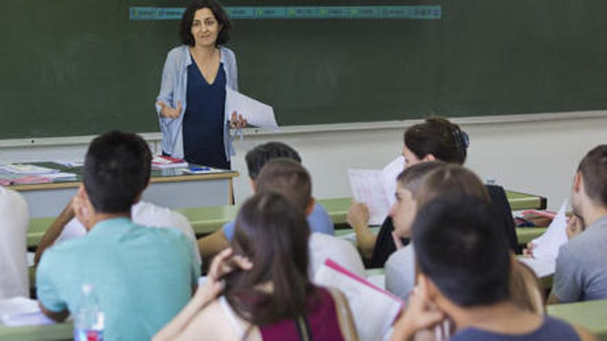 El 40 % de los alumnos valencianos llega a cuarto de ESO con algún curso repetido