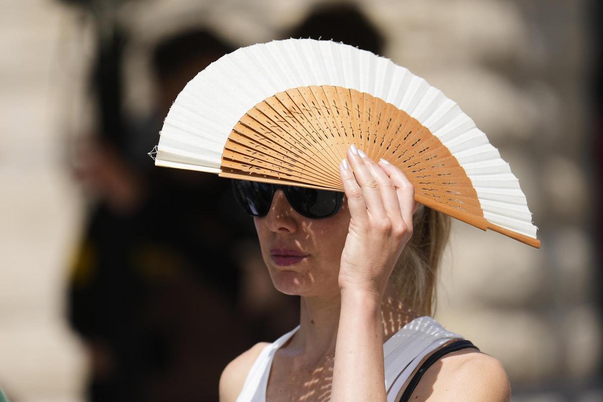 Barcelona estrena la aplicación “GPS del calor” durante la tercera ola de calor del verano