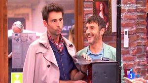 Bruno Oro interpreta ara un comercial de perruqueria (TVE-1).