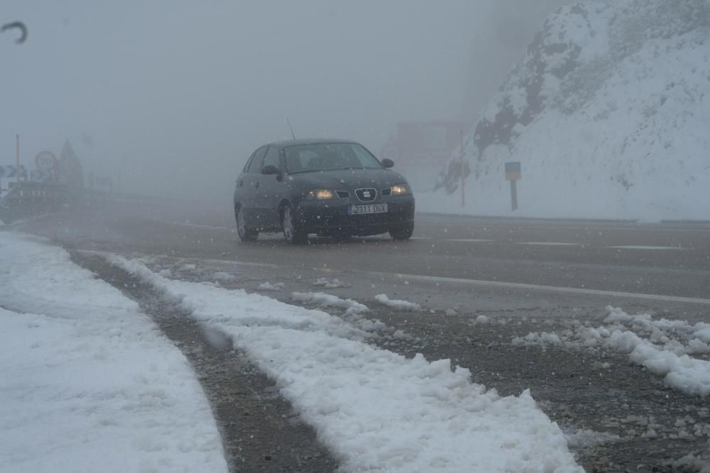 Nieve en el Puerto de Pajares