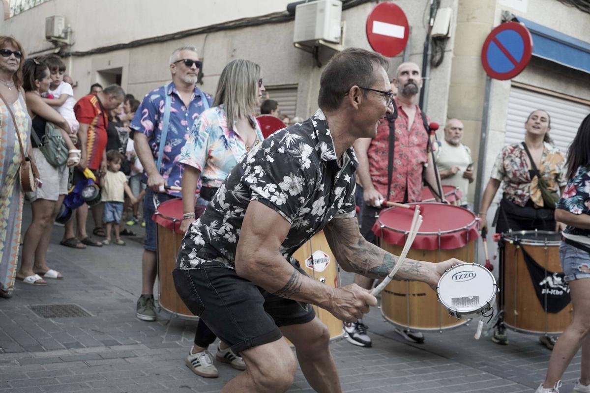 SANT VICENÇ DE CASTELLET . FESTA MAJOR XXXII TROBADA GEGANTS . ESBART ESCOLA DE DANSA . PIKBE PELS CARERS . CERCAVILA