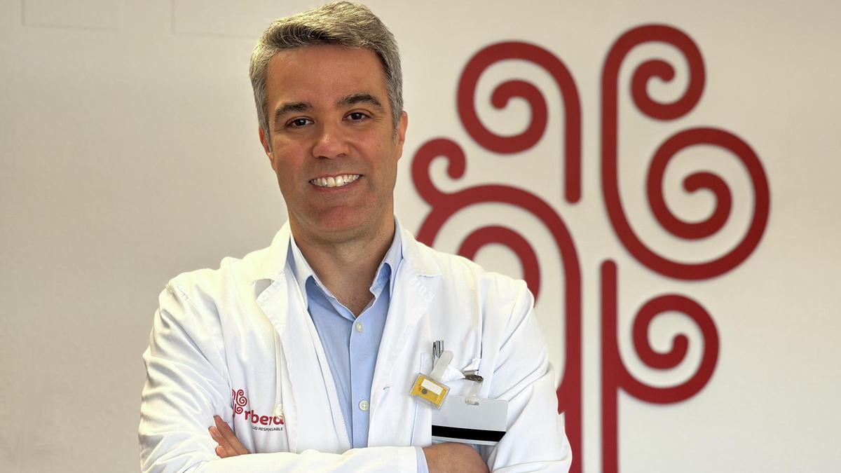 El doctor Gonzalo Tardáguila de Vigo entra en la cúpula de la radiología española