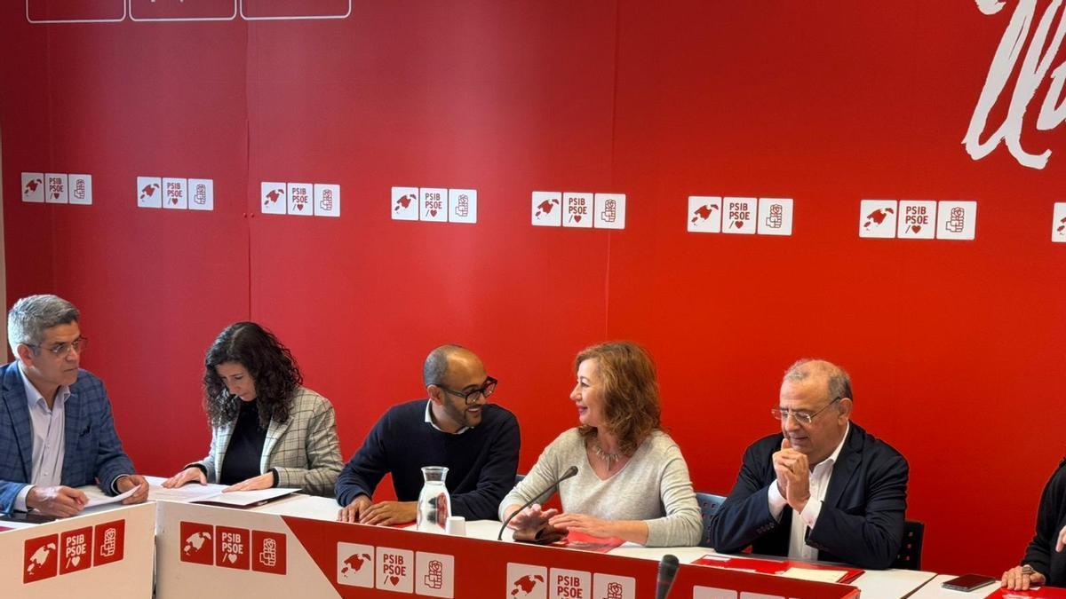 El PSIB y entidades sociales debaten sobre la regulación de migrantes ...