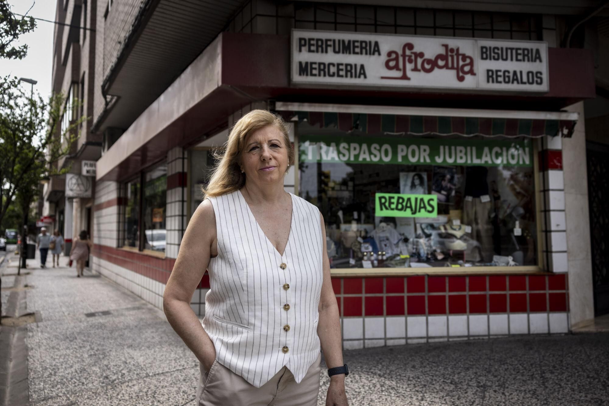 EN IMÁGENES | La Mercería Afrodita cierra por jubilación tras 40 años 