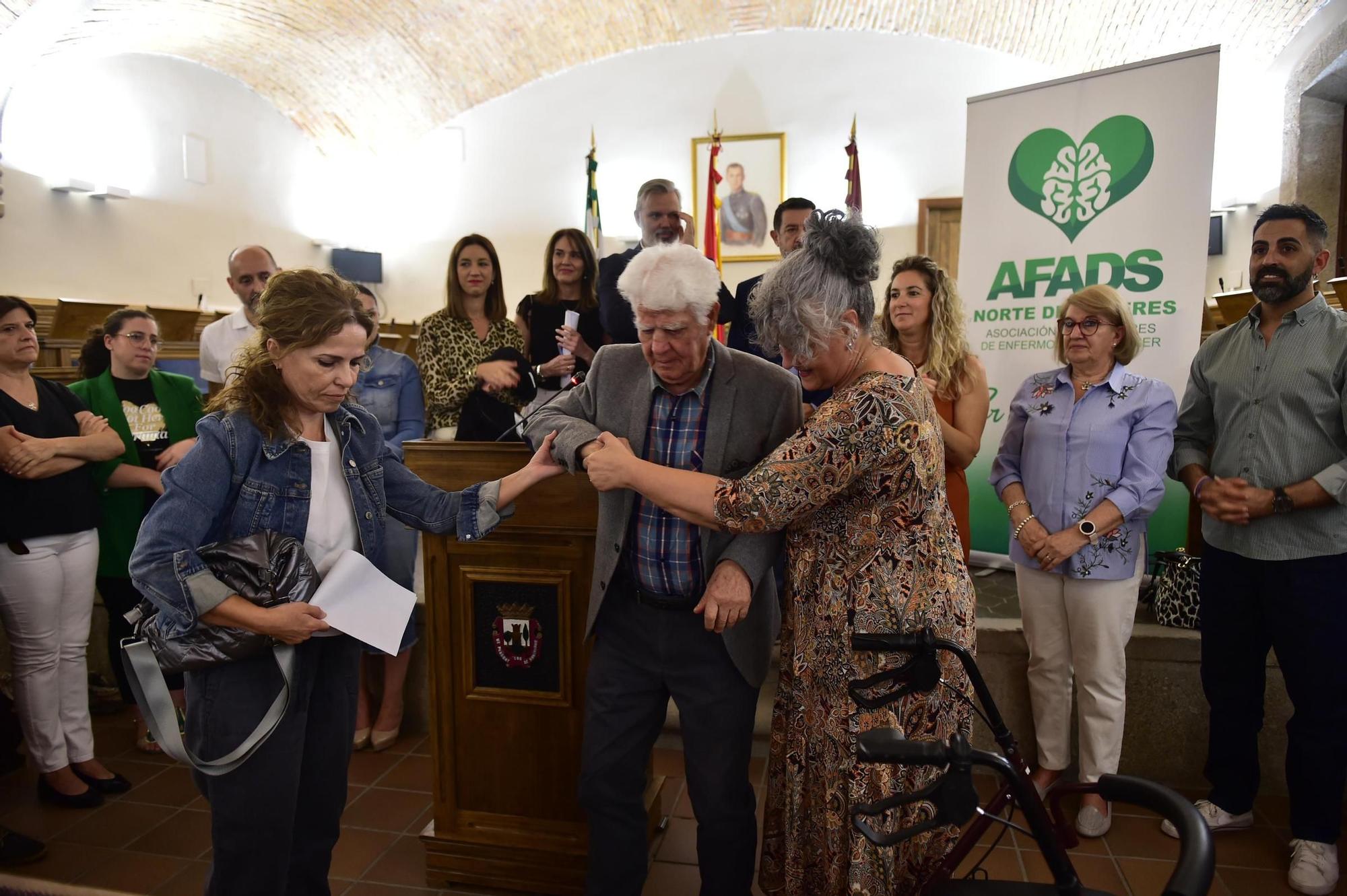 FOTOGALERÍA |  Emotivo acto en Plasencia por el Día Mundial del Alzhéimer