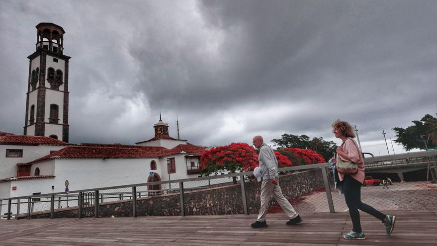 Continúan los efectos de la borrasca &#039;Óscar&#039;: esta es la previsión del tiempo en Canarias para este miércoles