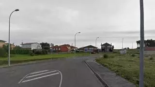 A Laracha subasta seis parcelas para construir casas y tramita otras siete para vivienda protegida