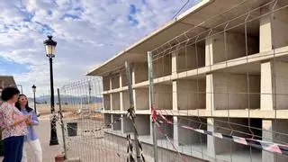Puerto Lumbreras prepara el Cementerio Municipal de San Damián para la festividad de Todos los Santos
