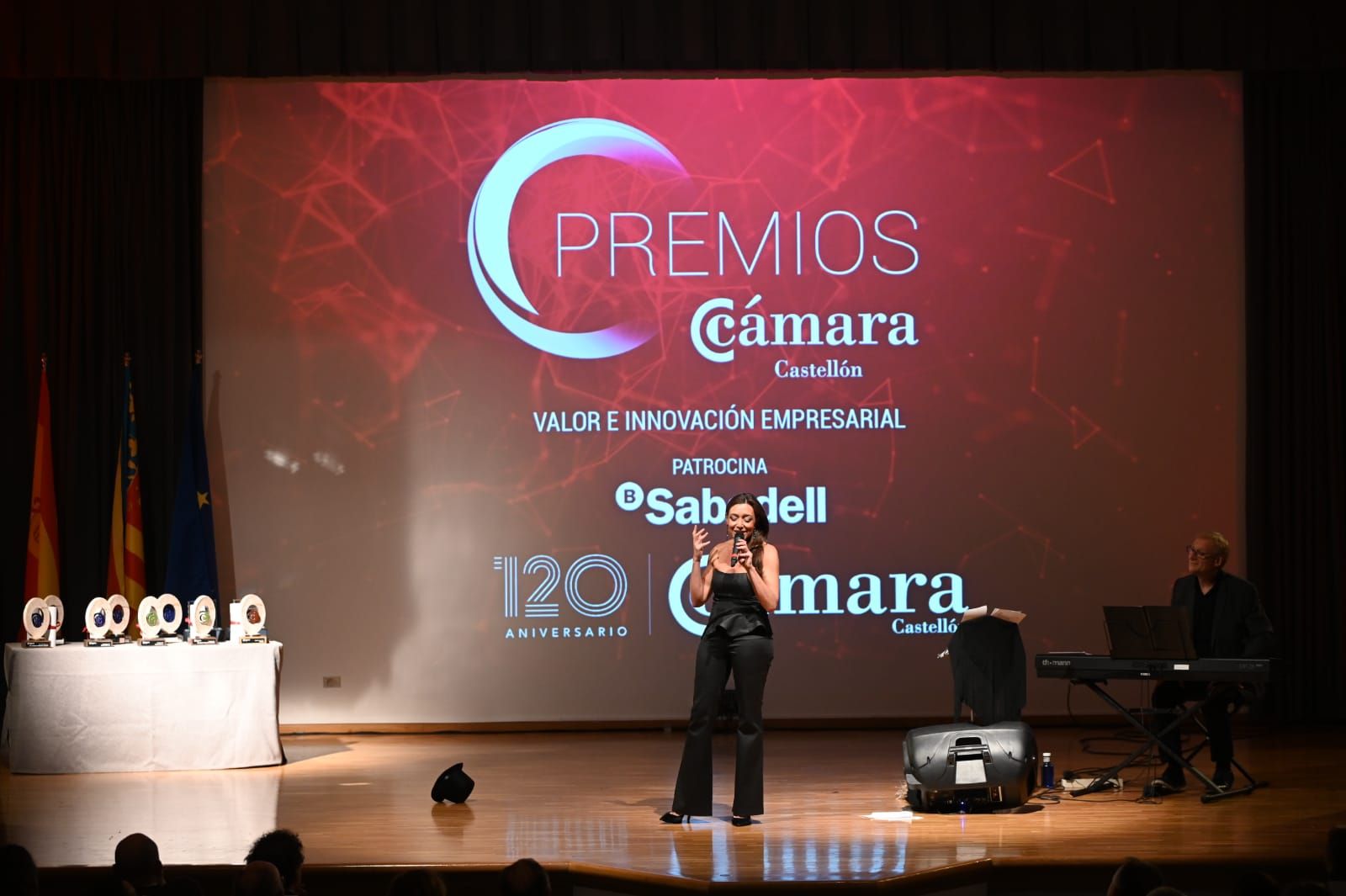 Entrega de premios en el acto de la Cámara de Comercio de Castellón