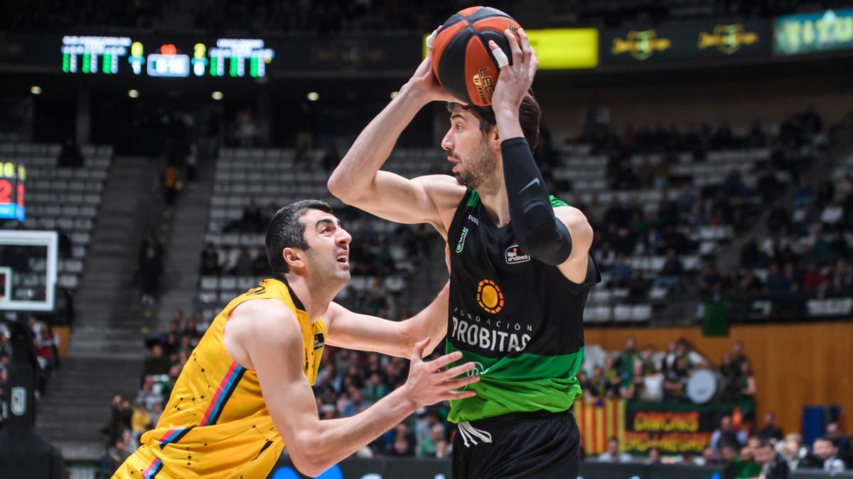 La Penya quiere desquitarse de la derrota sufrida en la Copa y que le dejó fuera de la final