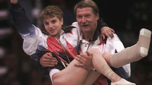 Bela Karolyi, junto a Kerry Strug