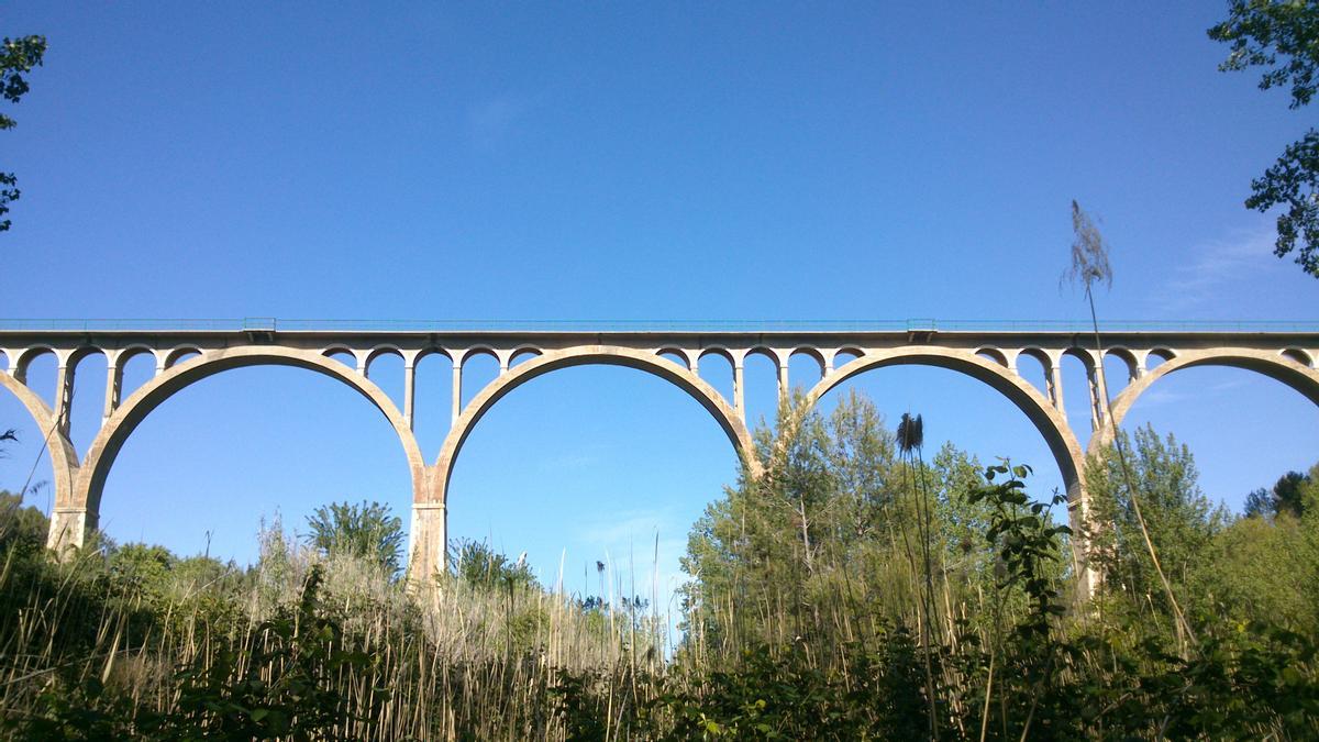 El puente de los tres ojos