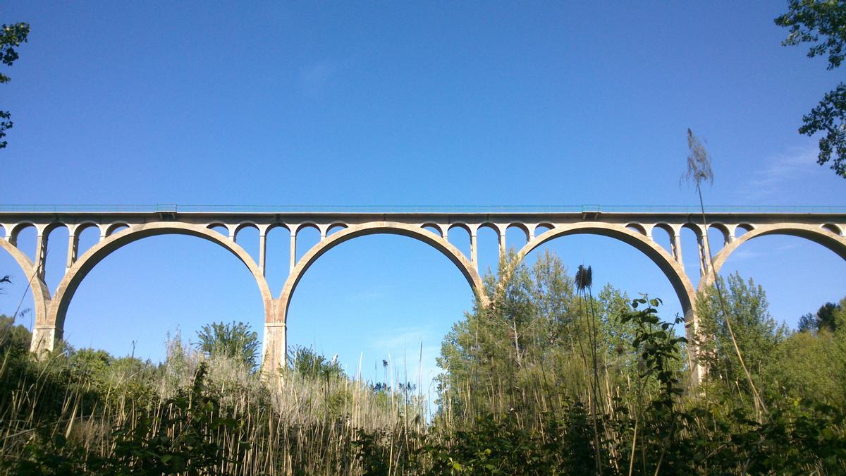 El puente de los tres ojos