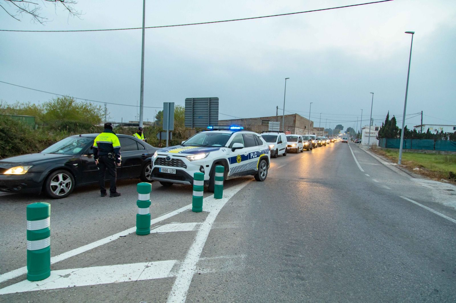 Cullera vigila los accesos con cincuenta puntos de control