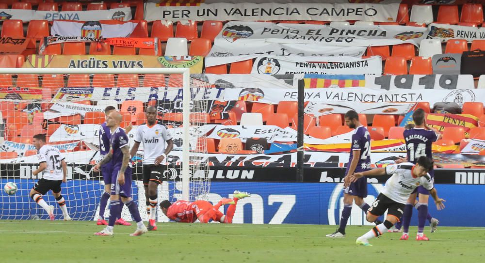 Las imágenes del Valencia CF - Valladolid