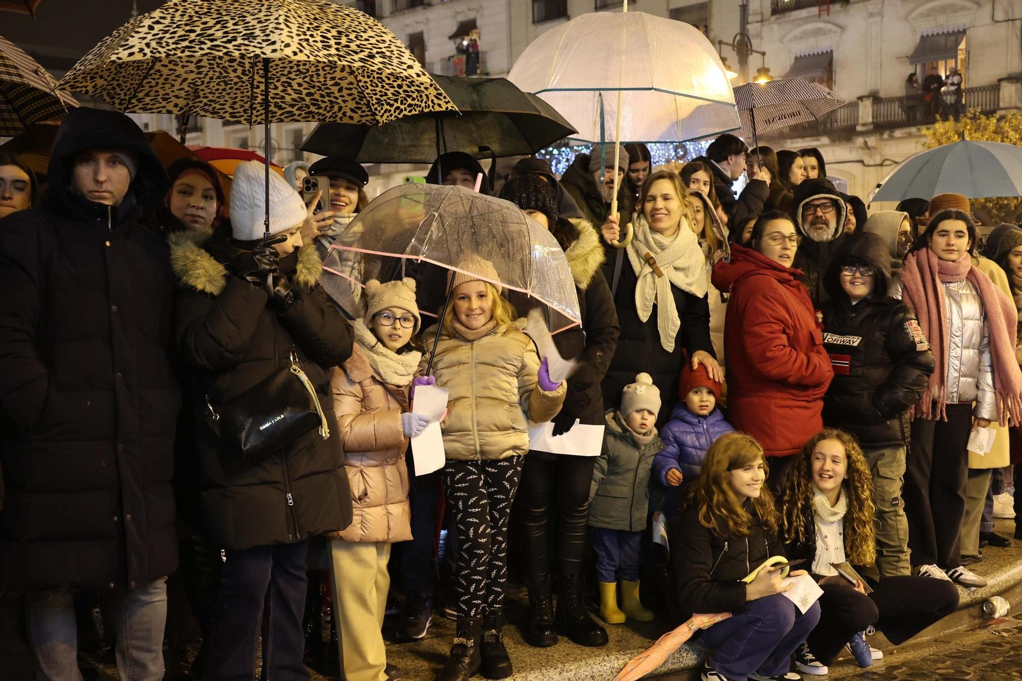 Las imágenes del Día de la Burrita y el Bando Real de Alcoy