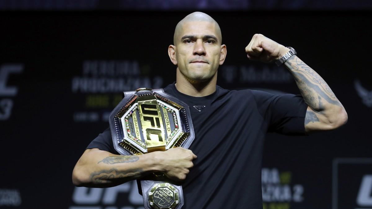 Alex Pereira, campeón de dos divisiones dentro de la UFC