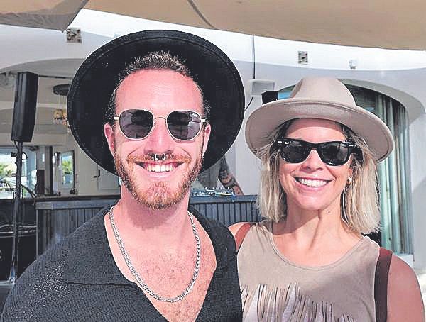 Angel Mas y Janinne Rauen.