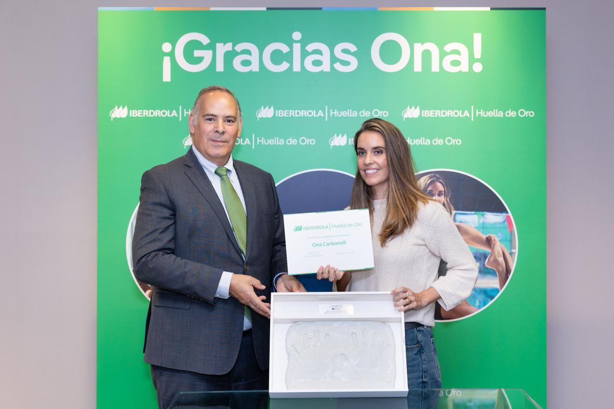 Ona Carbonell junto a Mario Ruiz-Tagle, CEO de Iberdrola España.