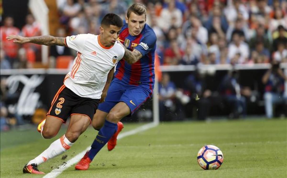 El Bayern podría dejar al FC Barcelona sin Cancelo