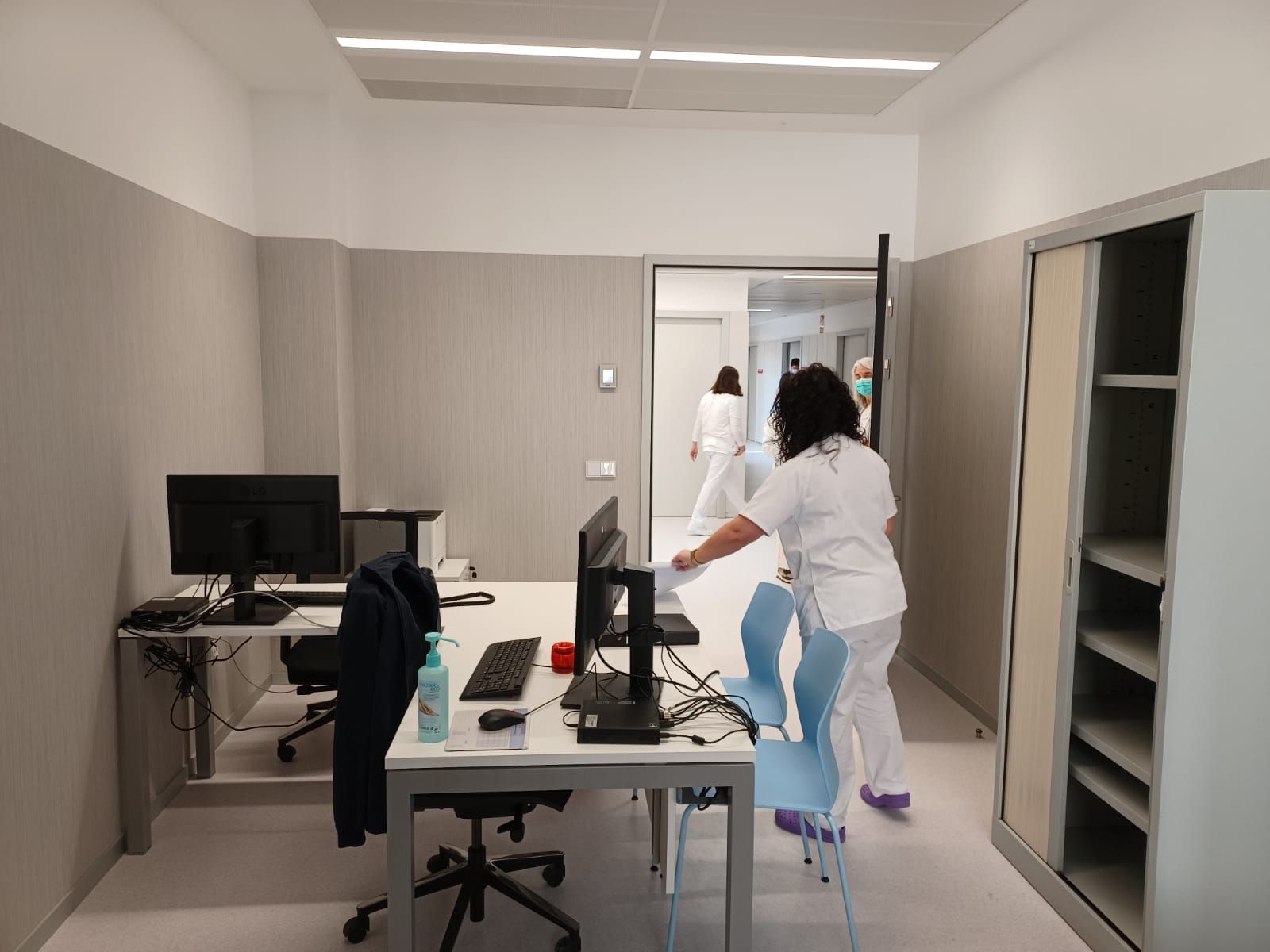El nuevo hospital de Ontinyent recibe a sus primeros pacientes