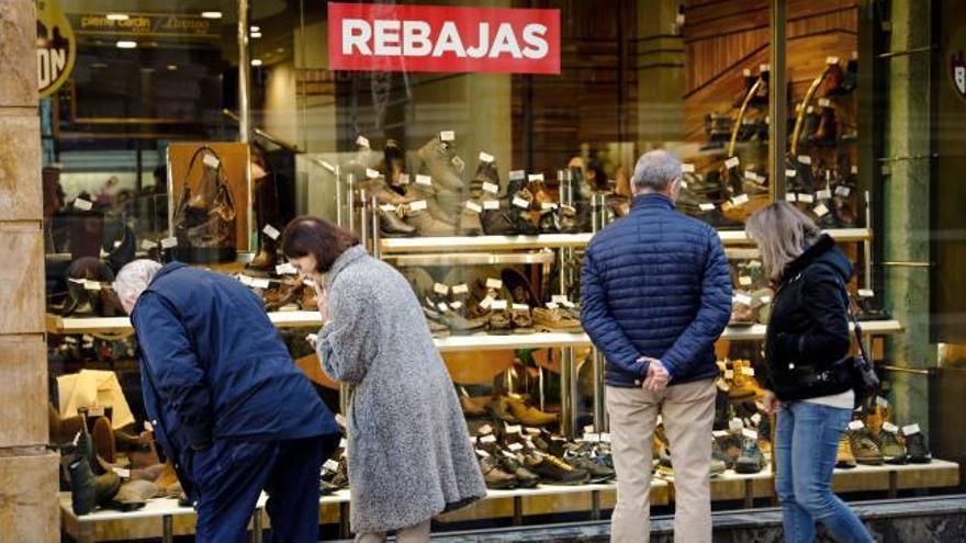 Así empezaron las rebajas de enero en Asturias