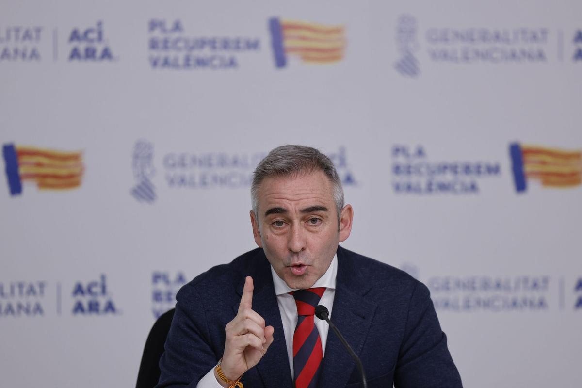 Miguel Barrachina, portavoz del Consell, comparece tras la reunión semanal del gobierno valenciano, este viernes.