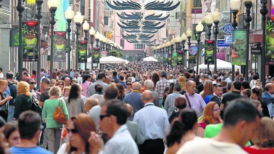 Refuerzan la presencia policial en la calle para prevenir delitos durante la Navidad