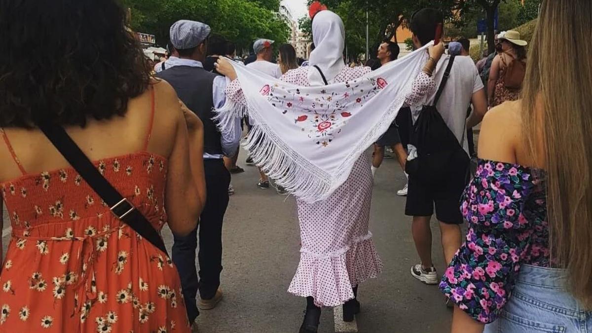 Chulapa en la pradera de San Isidro