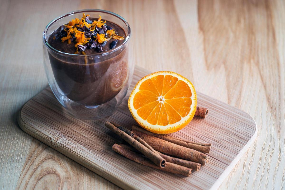 Mousse de chocolate y naranja.