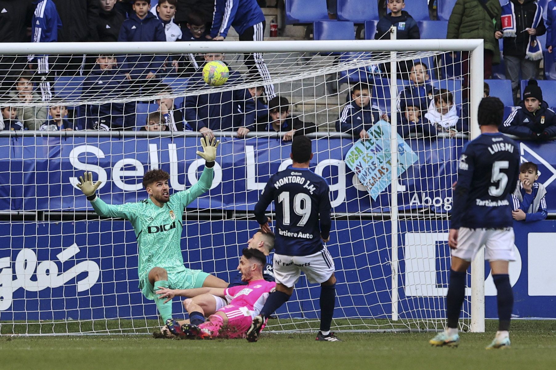 En imágenes: Así fue la derrota del Oviedo ante el Burgos