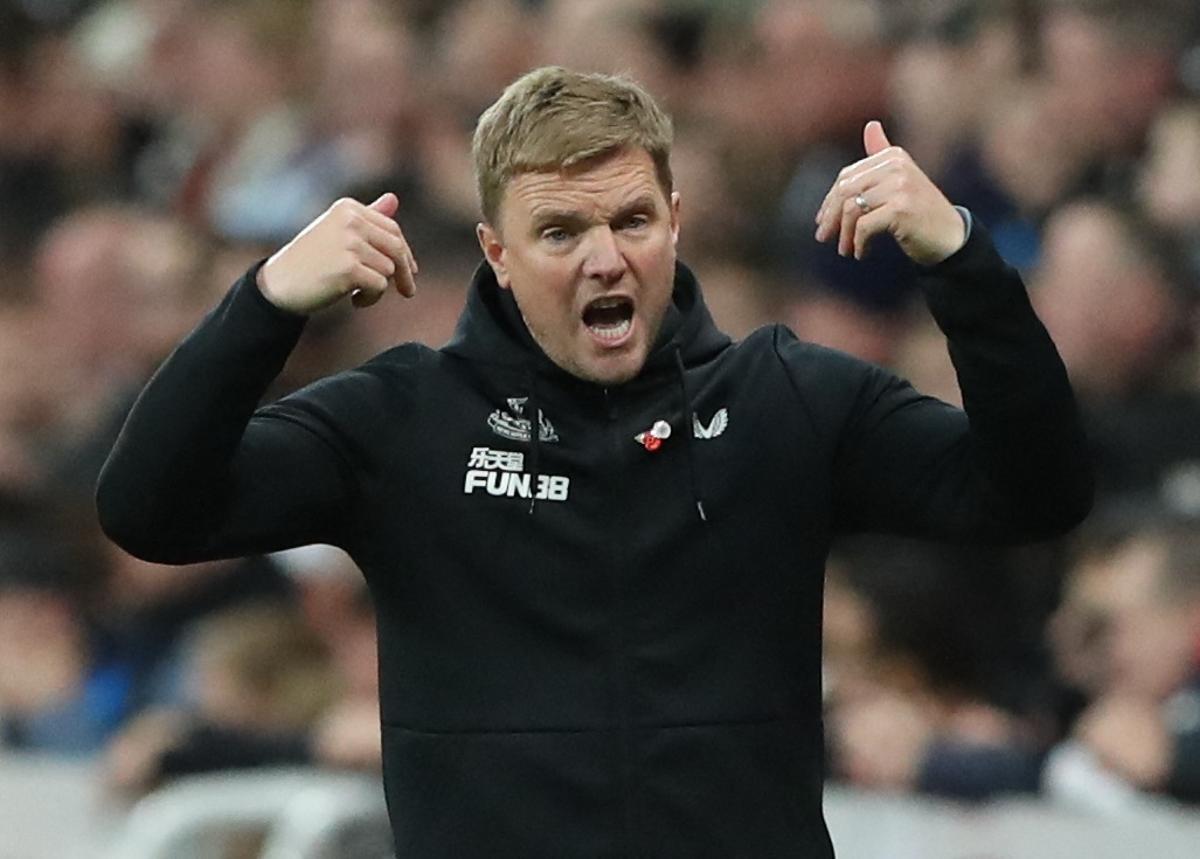 Eddie Howe, el técnico del Newcastle durante un partido ante el Crystal Palace.