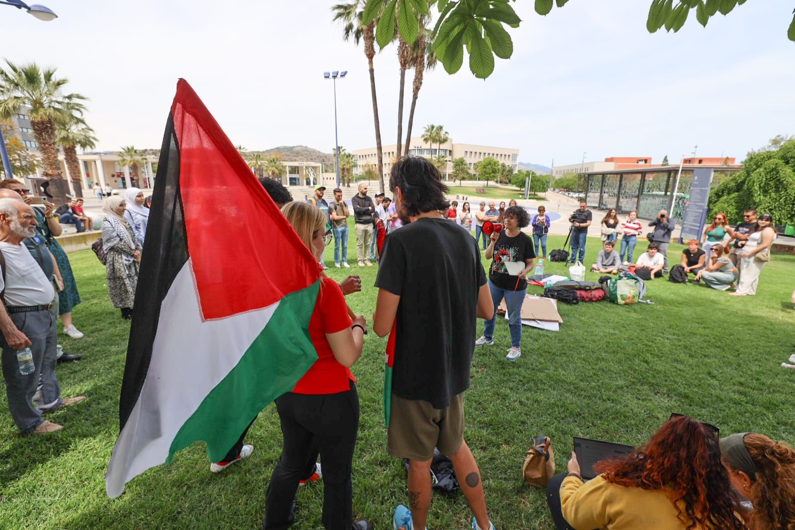 La UJI acampa contra la guerra en Gaza