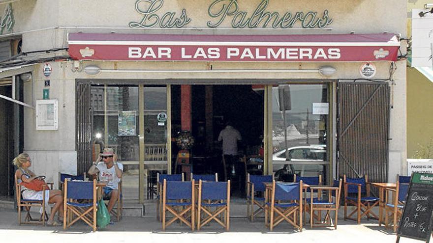 Las Palmeras, platos con solera