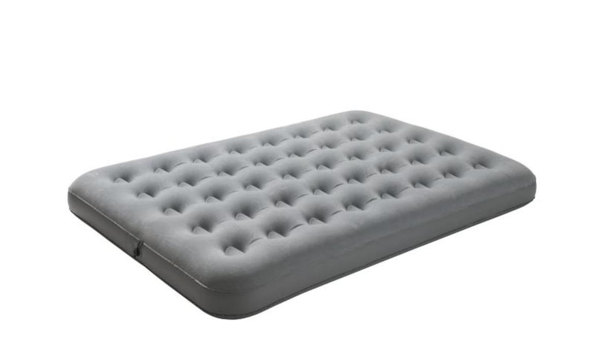 Colchón hinchable para dos personas.