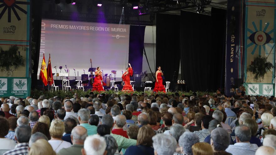 La primera Semana del Mayor llega a Lorca para evitar el aislamiento y la soledad
