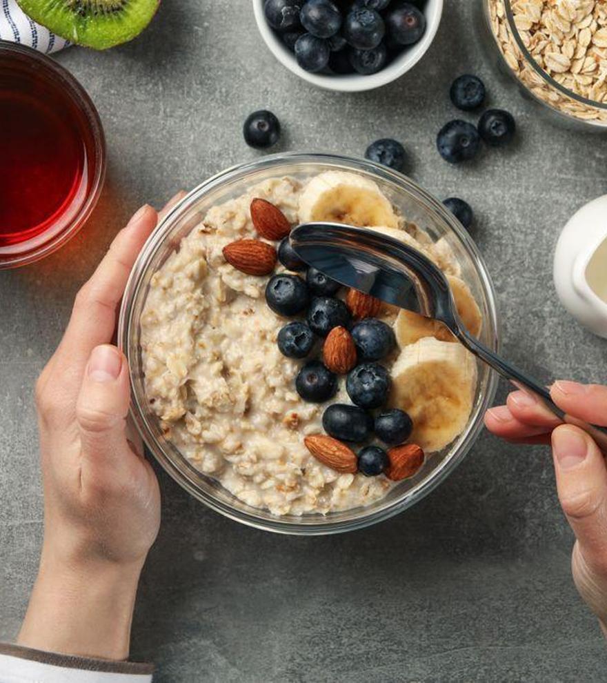 El superalimento que te ayudará a dormir mejor mientras fortalece el corazón y el cerebro