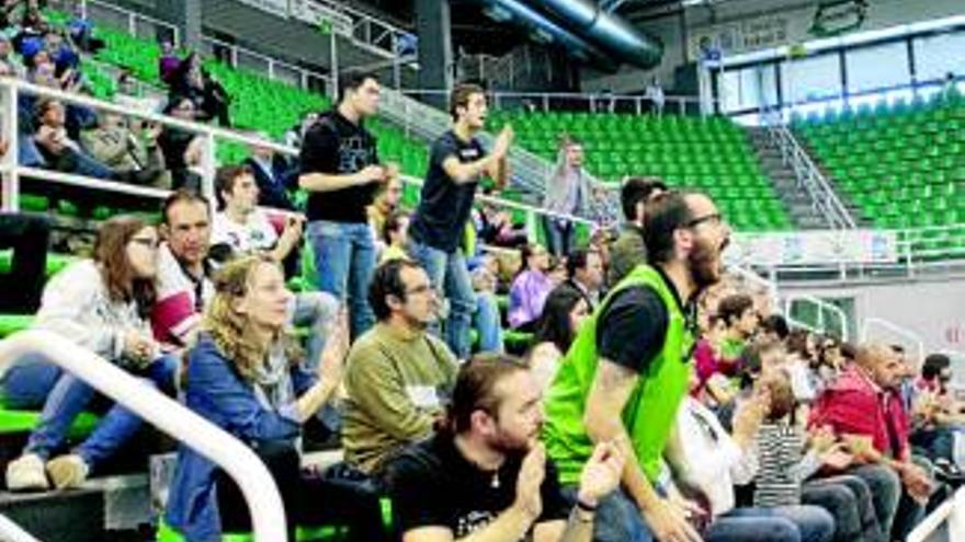 El Fuenlabrada-Cáceres, con presencia de afición extremeña