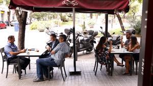 El Tribunal Europeu llança una galleda d’aigua freda als bars ‘xampanyet’