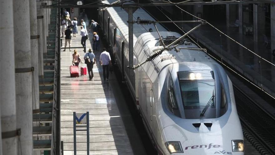 Las rebajas llegan al tren con billetes hasta un 70% más baratos